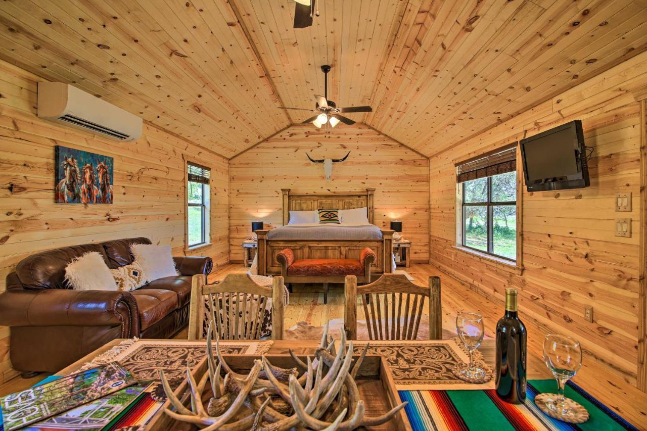 Rustic-Chic Country Cabin - 10 Mi To Main Street! Fredericksburg Esterno foto