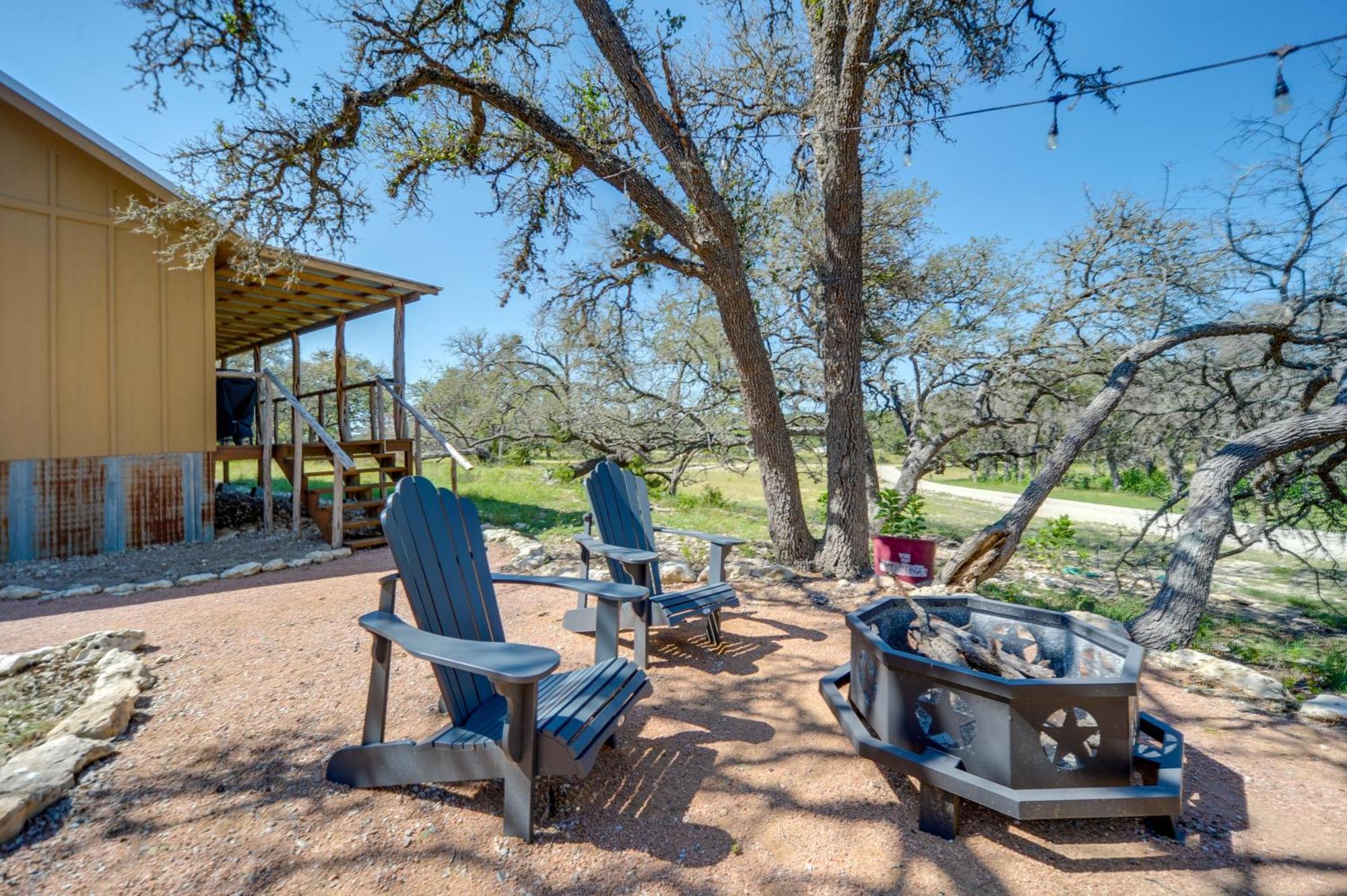 Rustic-Chic Country Cabin - 10 Mi To Main Street! Fredericksburg Esterno foto